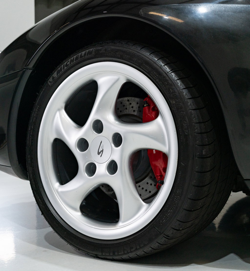 Porsche 993 Carrera 4S