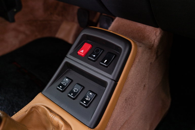 Porsche 993 Carrera 4S