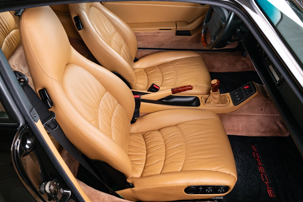 Porsche 993 Carrera 4S