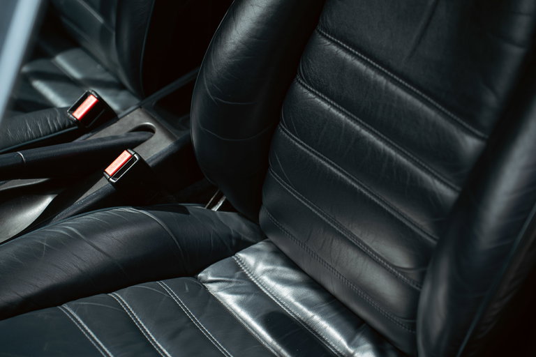 Porsche 964 Carrera 4