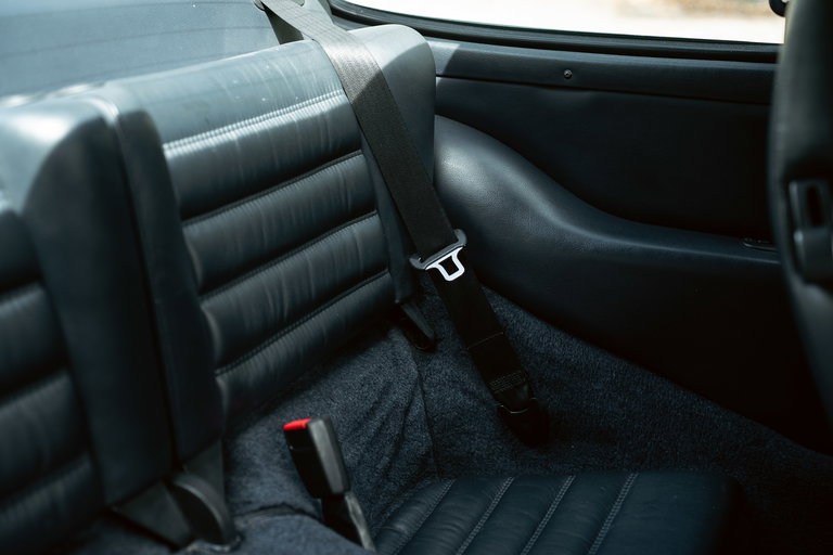 Porsche 964 Carrera 4