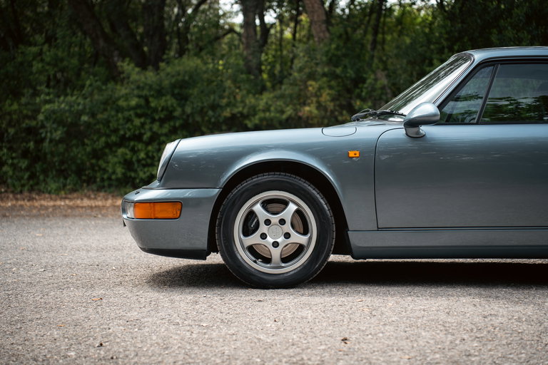 Porsche 964 Carrera 4