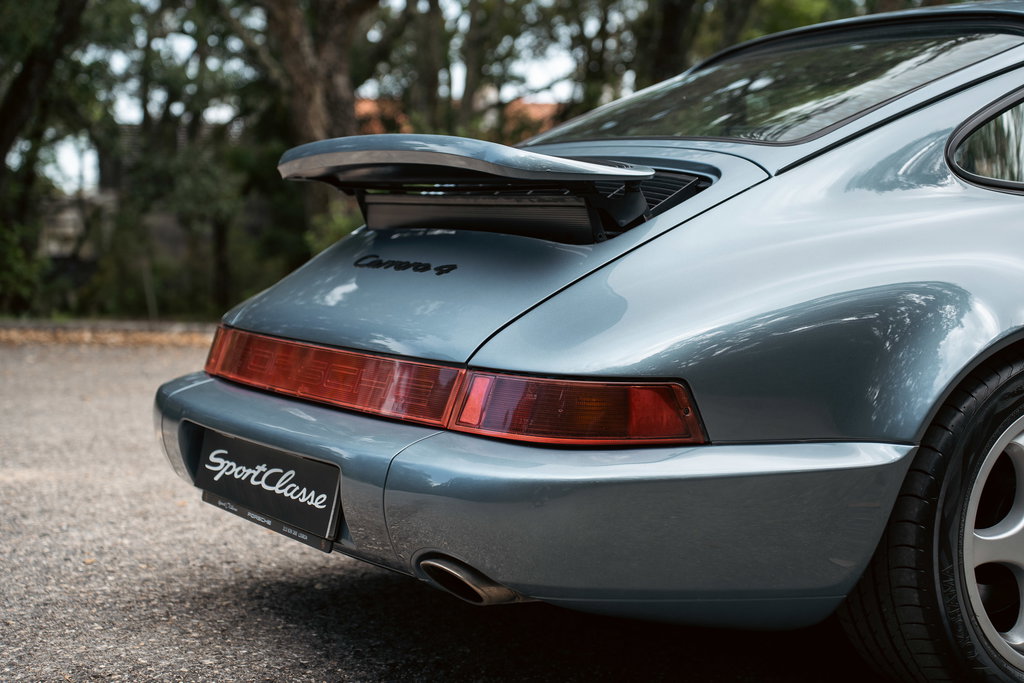 Porsche 964 Carrera 4