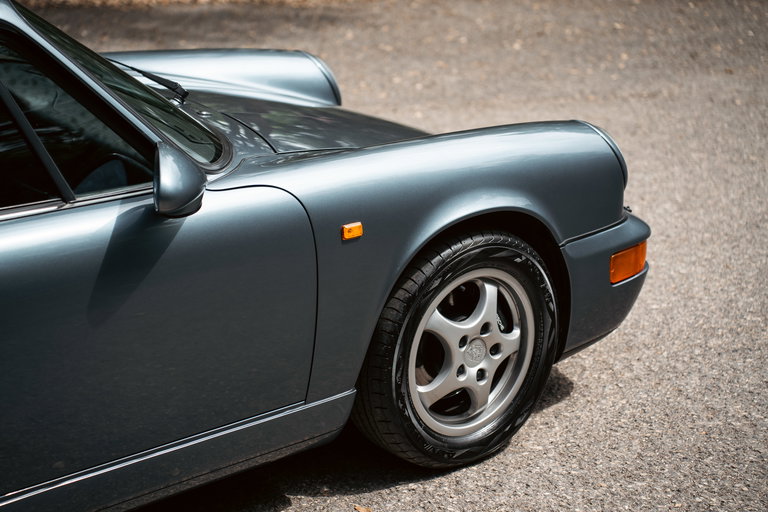 Porsche 964 Carrera 4