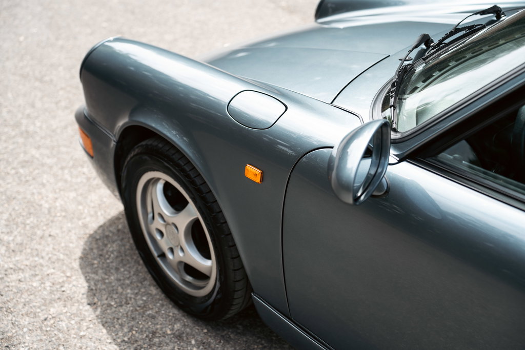 Porsche 964 Carrera 4