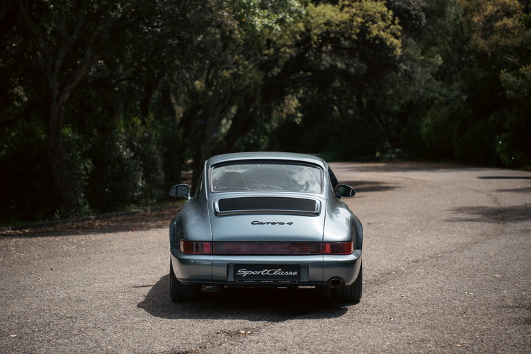 Porsche 964 Carrera 4