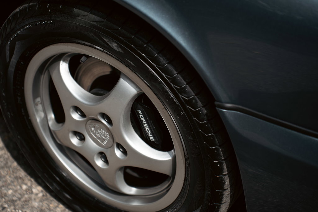 Porsche 964 Carrera 4