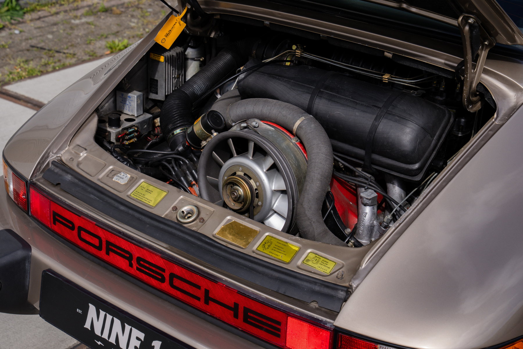 Porsche 911 SC (US) 1982 - elferspot.com - Marketplace for Porsche