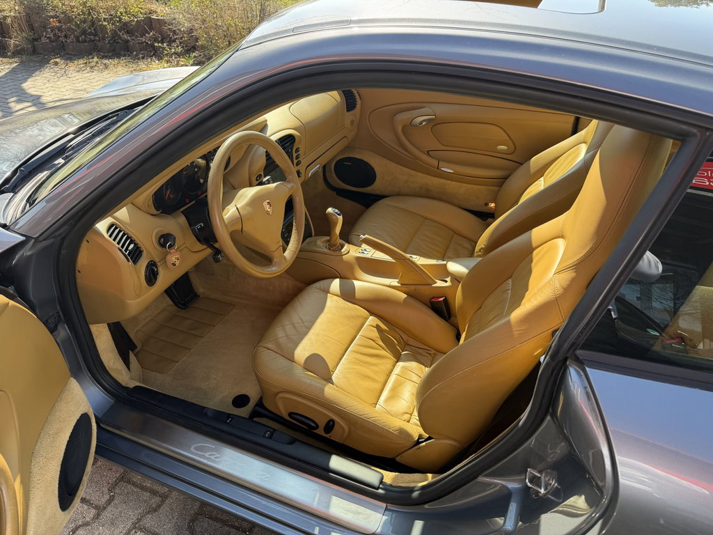 Porsche 996.2 Carrera