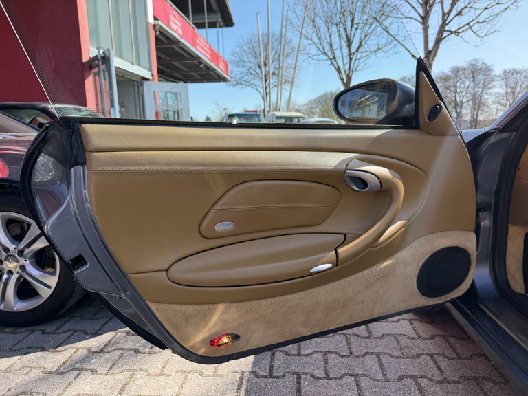 Porsche 996.2 Carrera