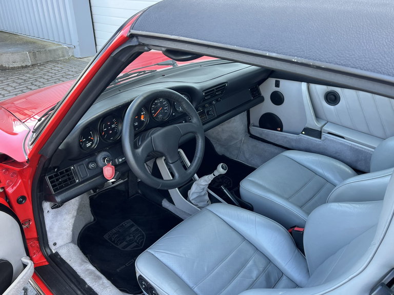 Porsche 911 Carrera 3.2