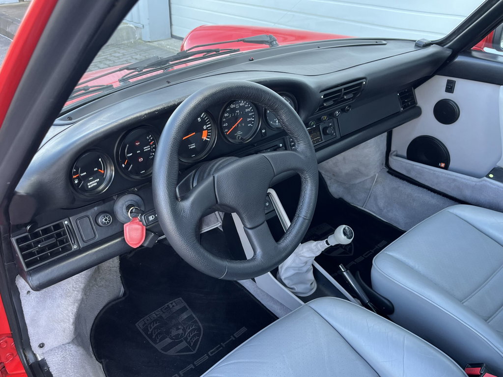 Porsche 911 Carrera 3.2