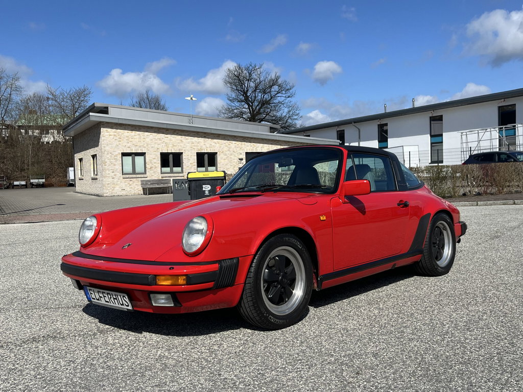 Porsche 911 Carrera 3.2