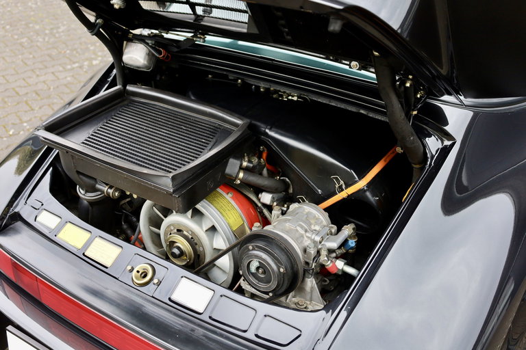 Porsche 911 Turbo 3.3