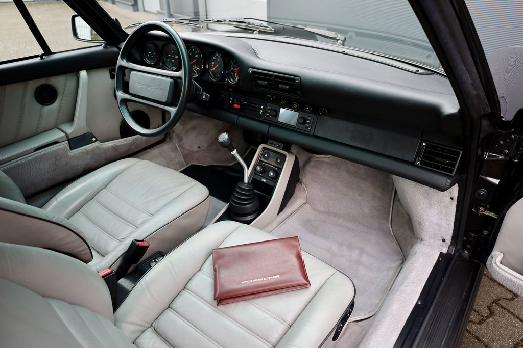 Porsche 911 Turbo 3.3