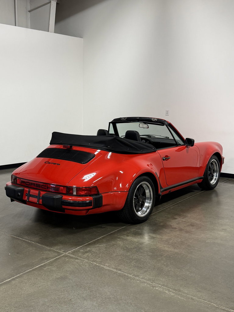 Porsche 911 Carrera 3.2 WTL