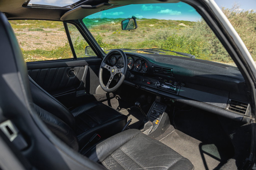 Porsche 911 Carrera 3.2