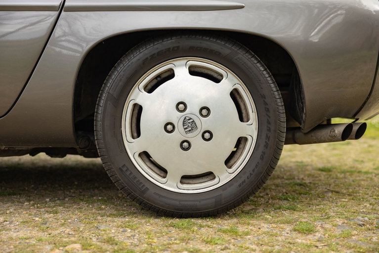 Porsche 928 S