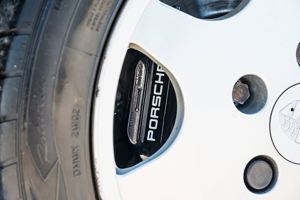 Porsche 964 Carrera 4