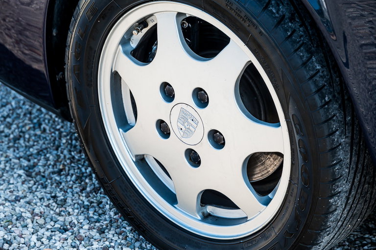 Porsche 964 Carrera 4