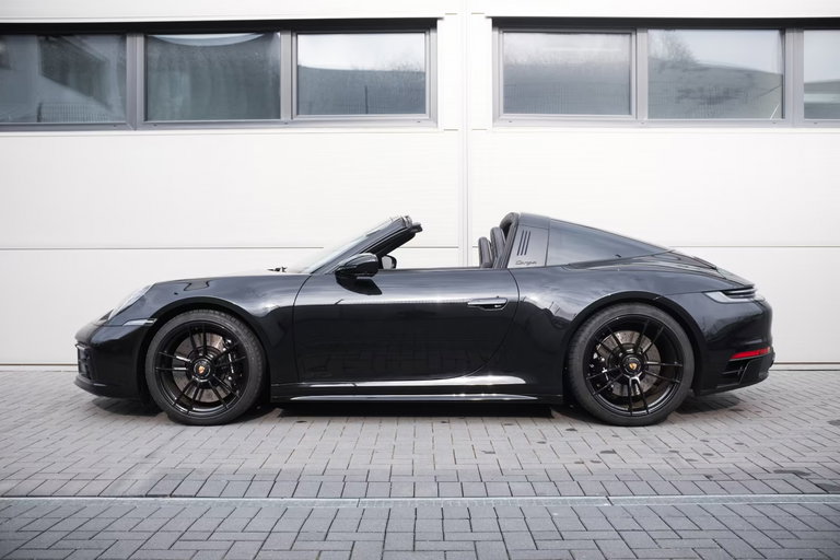 Porsche 992 Targa 4 GTS