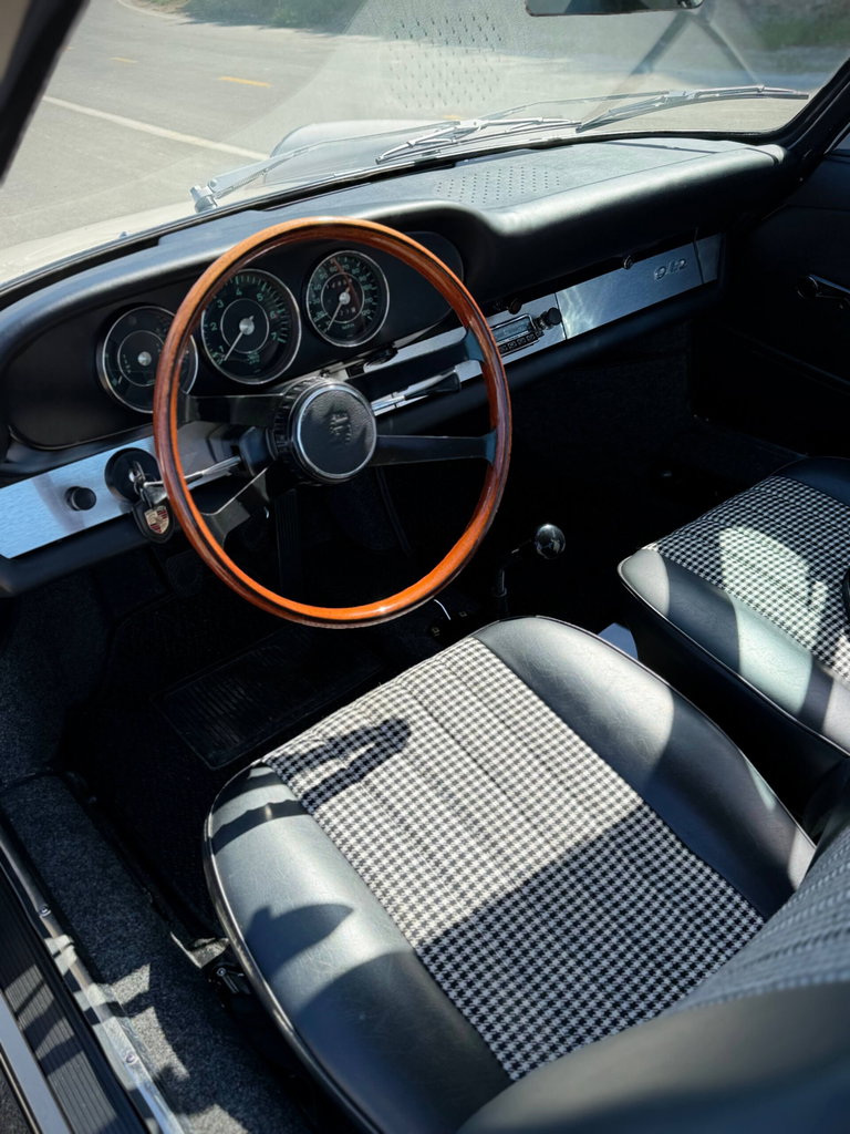 Porsche 912