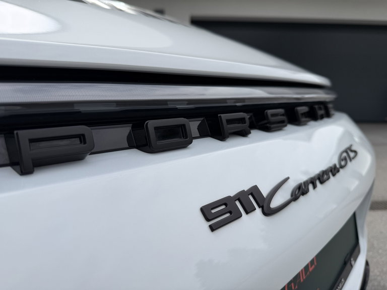 Porsche 992 Carrera GTS