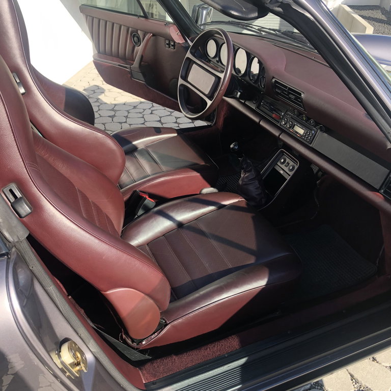 Porsche 911 Carrera 3.2