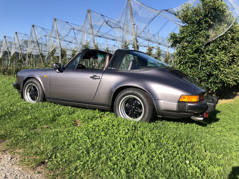 Porsche 911 Carrera 3.2