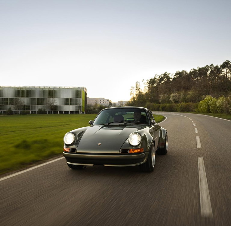 Porsche 911 Backdate
