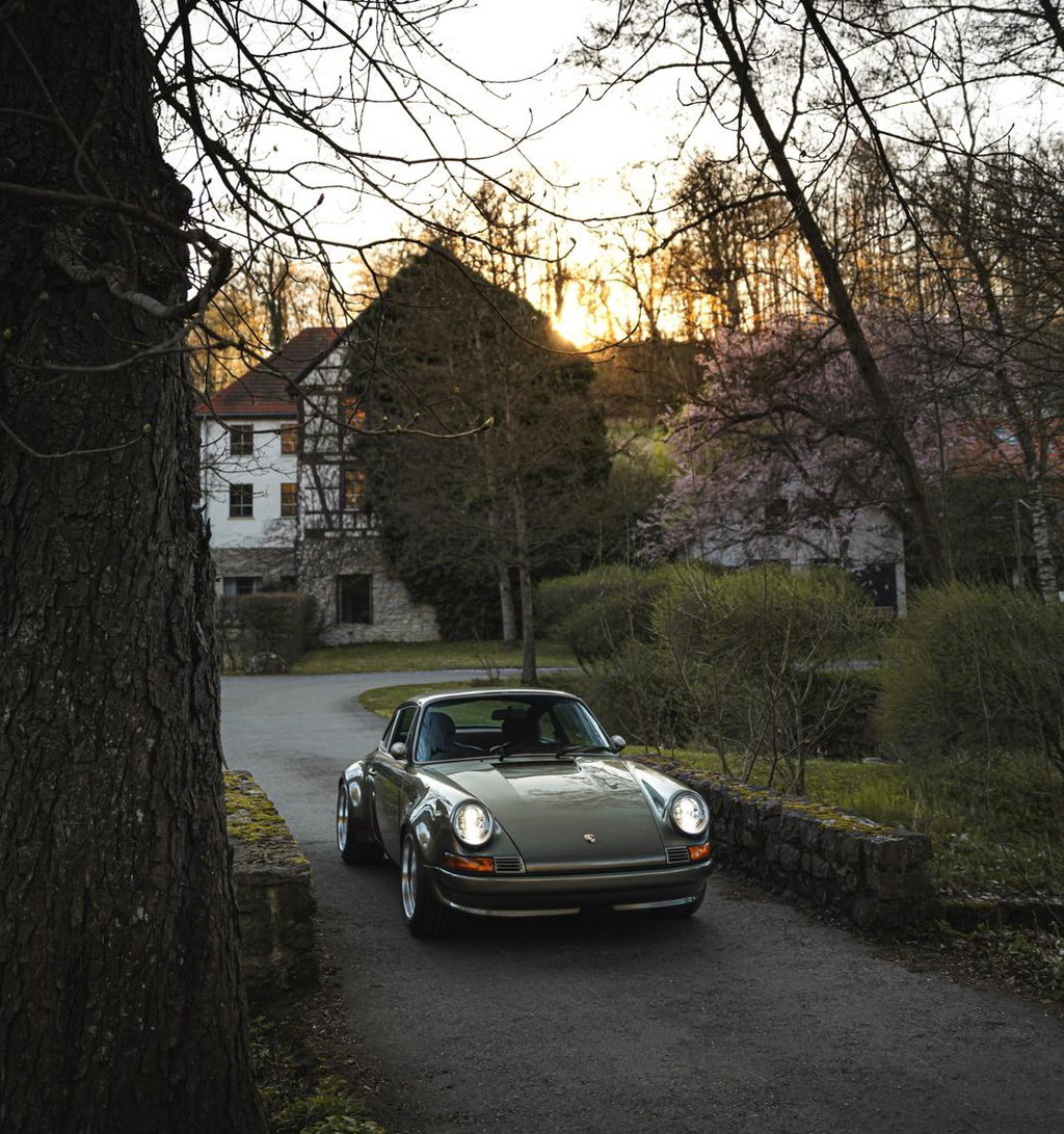 Porsche 911 Backdate