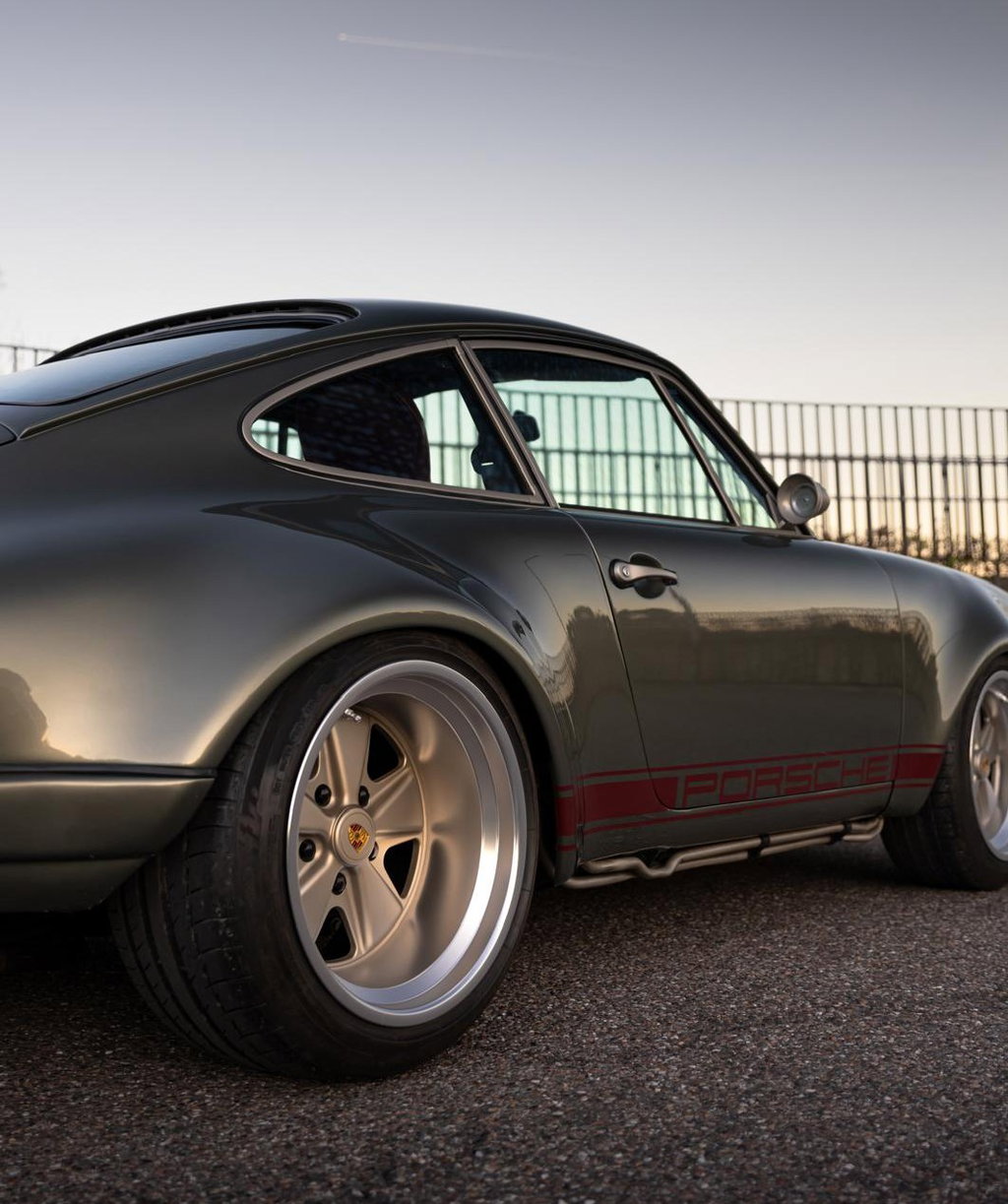 Porsche 911 Backdate