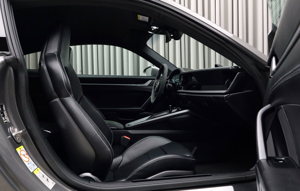 Porsche 992 Carrera S