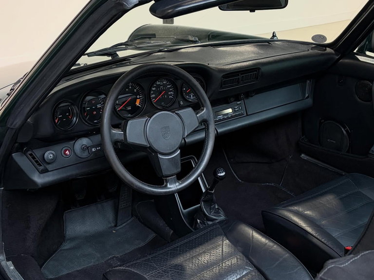 Porsche 911 Carrera 3.2