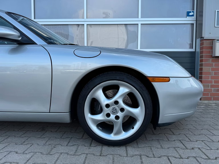 Porsche 996 Carrera