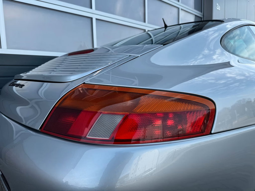 Porsche 996 Carrera