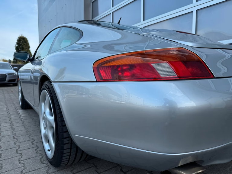 Porsche 996 Carrera