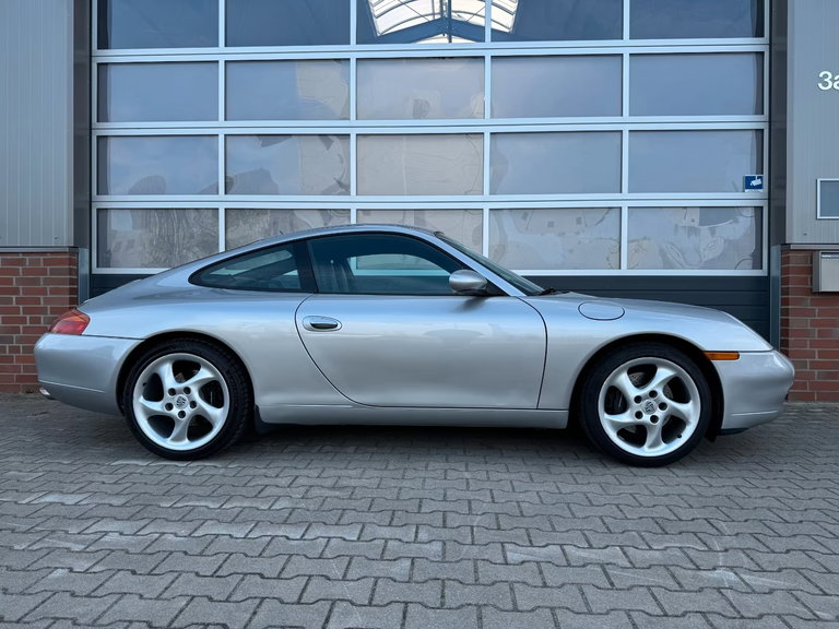 Porsche 996 Carrera