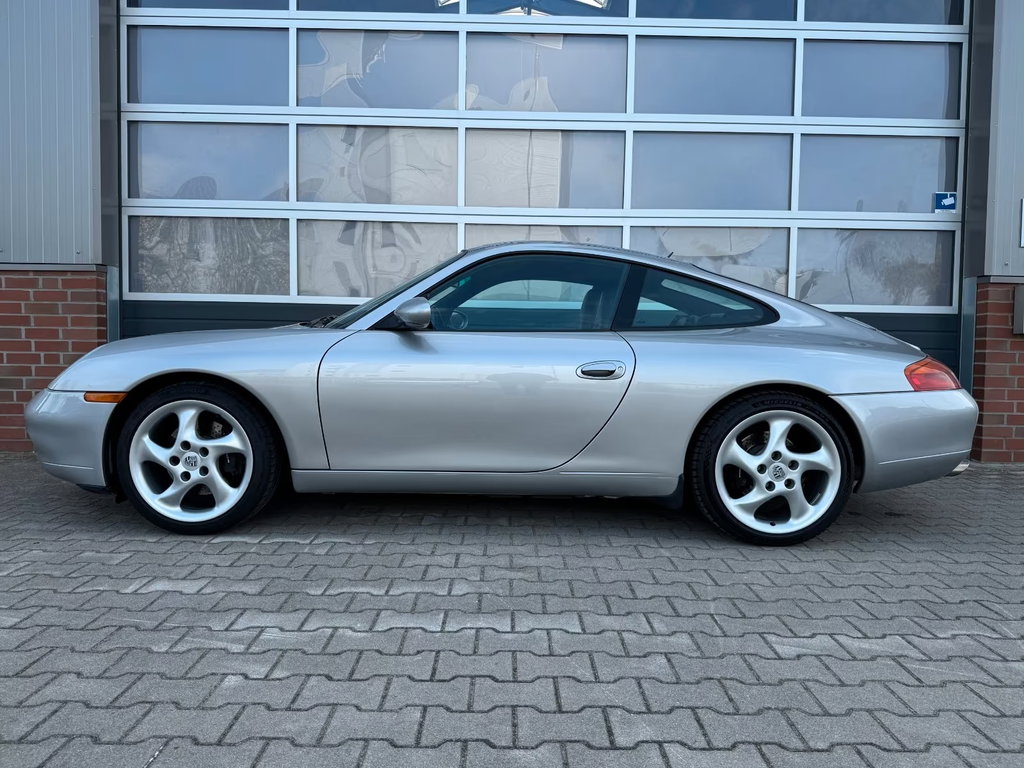 Porsche 996 Carrera