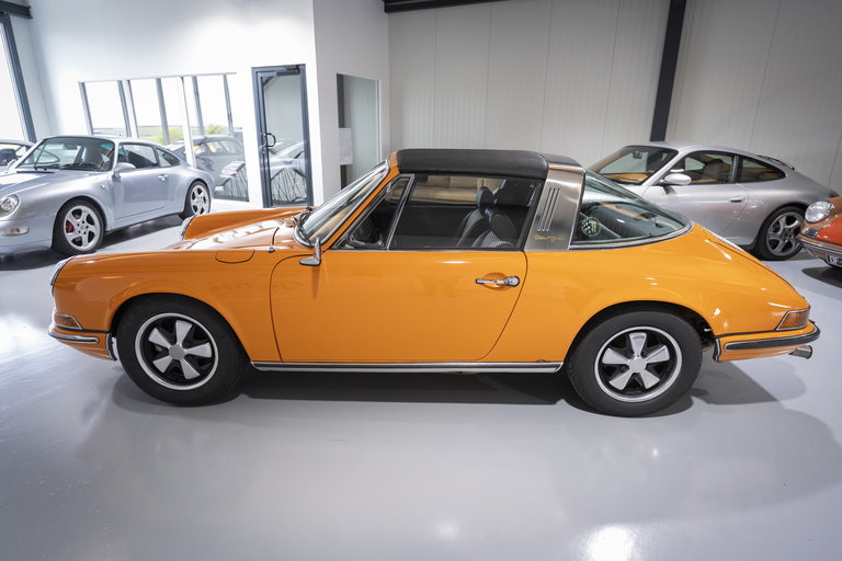 Porsche 911 T