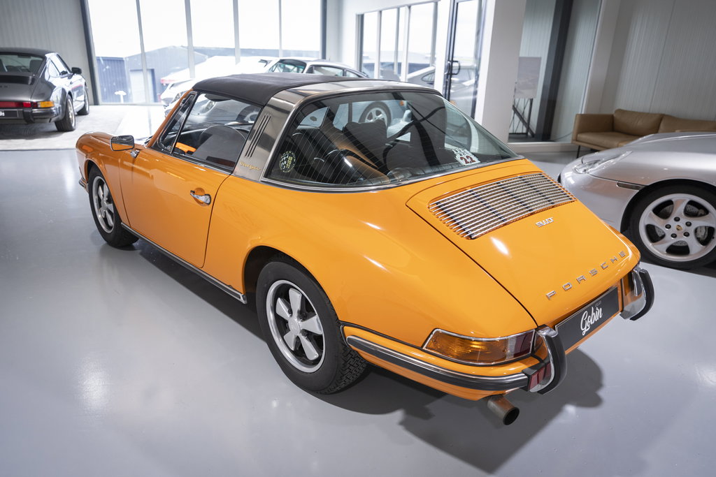 Porsche 911 T
