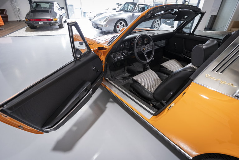 Porsche 911 T