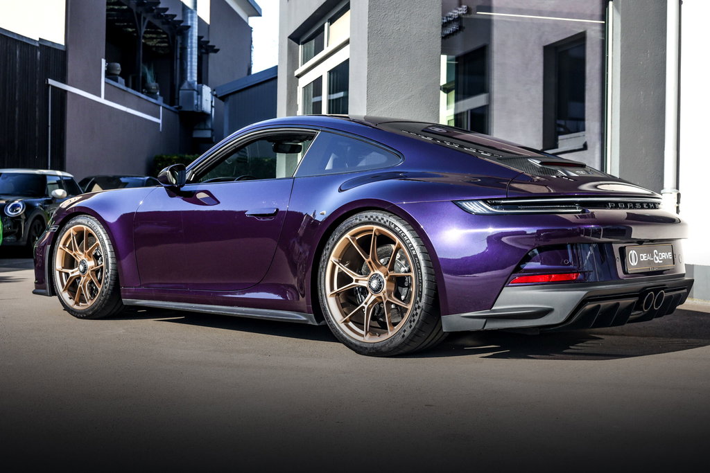 Porsche 992 GT3 Touring