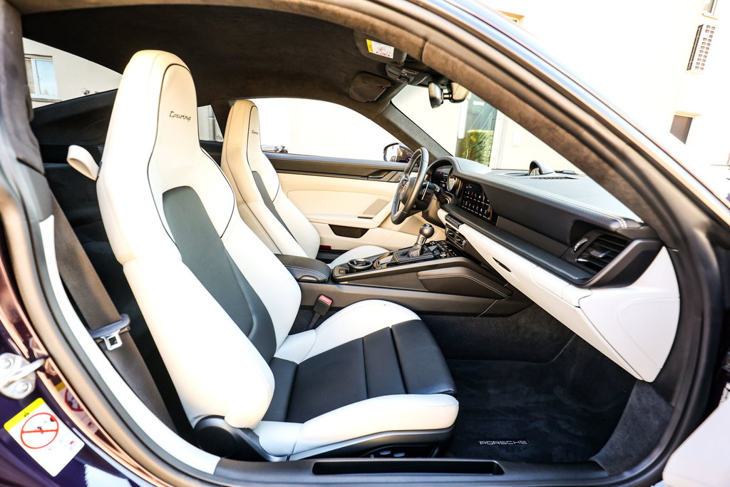 Porsche 992 GT3 Touring