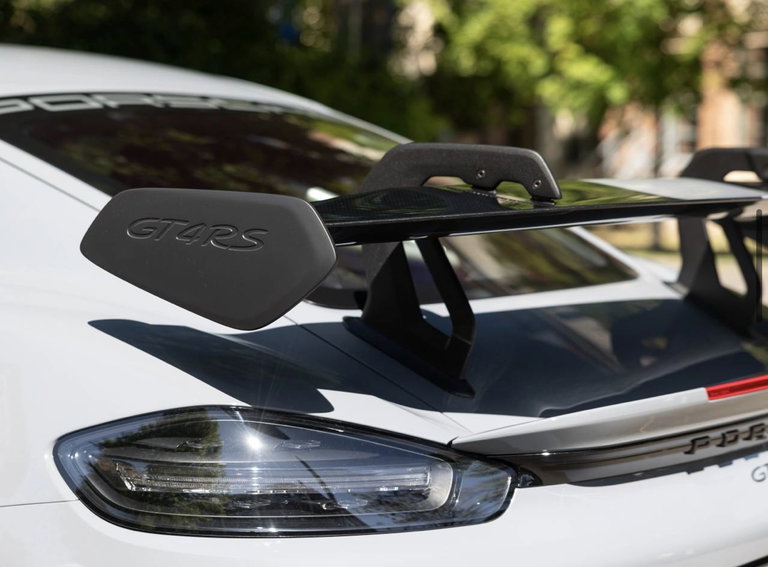 Porsche 718 Cayman GT4 RS