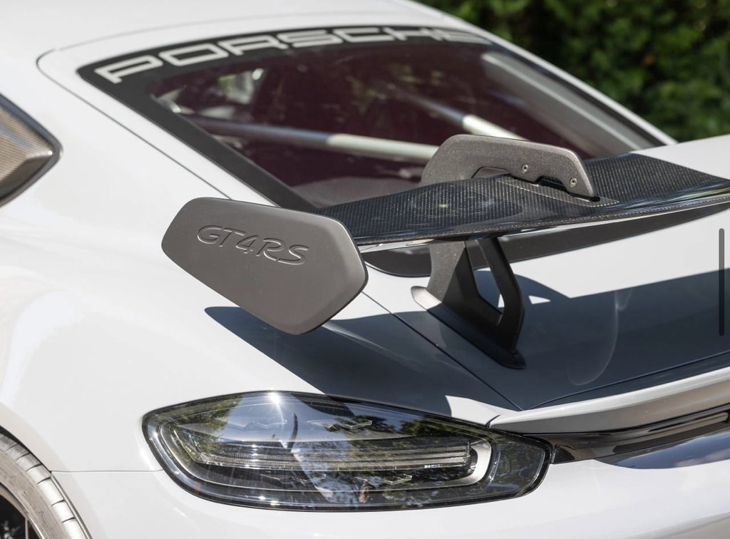 Porsche 718 Cayman GT4 RS