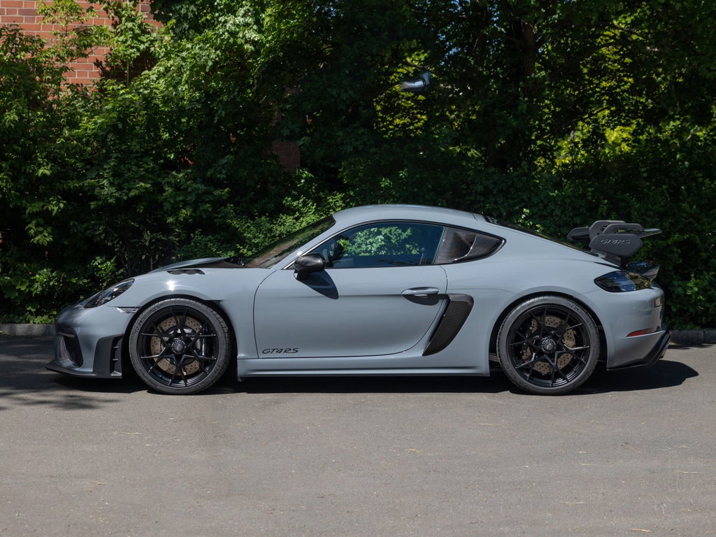 Porsche 718 Cayman GT4 RS