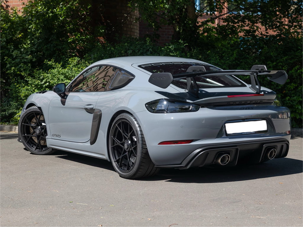 Porsche 718 Cayman GT4 RS