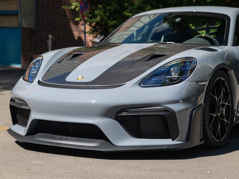 Porsche 718 Cayman GT4 RS