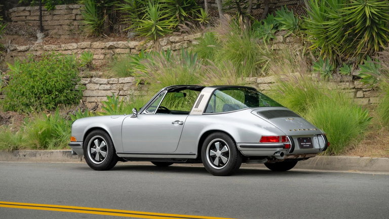 Porsche 911 S (F-Modell)